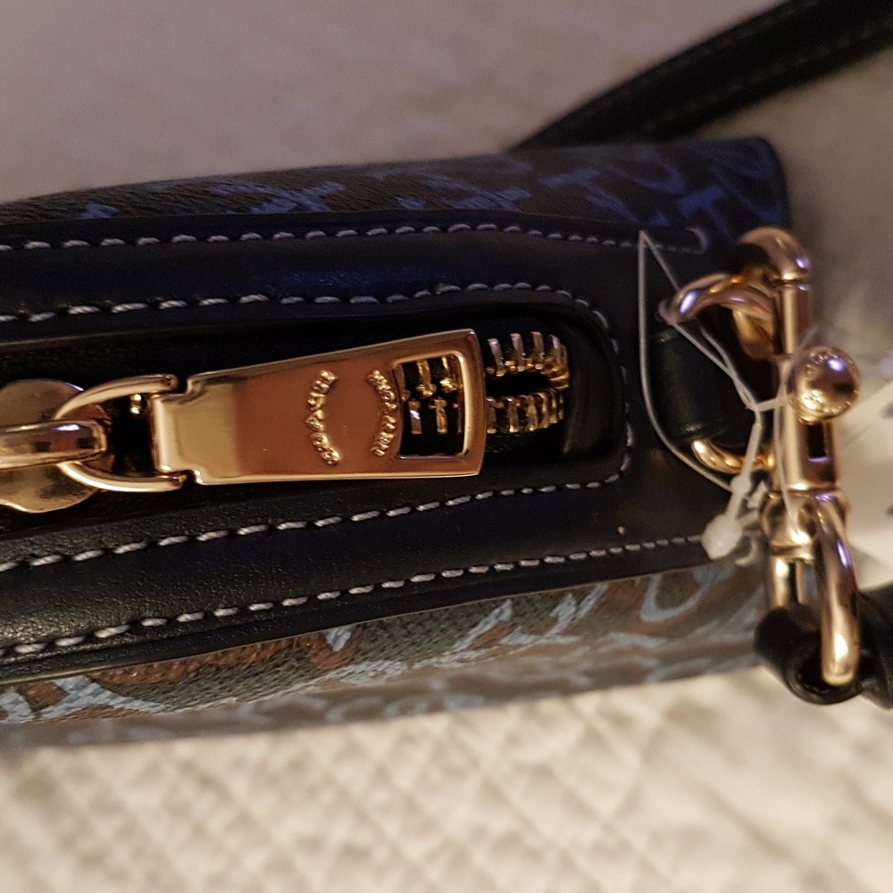 Coach Navy Blue Crossbody Bag - Picture 6 of 10